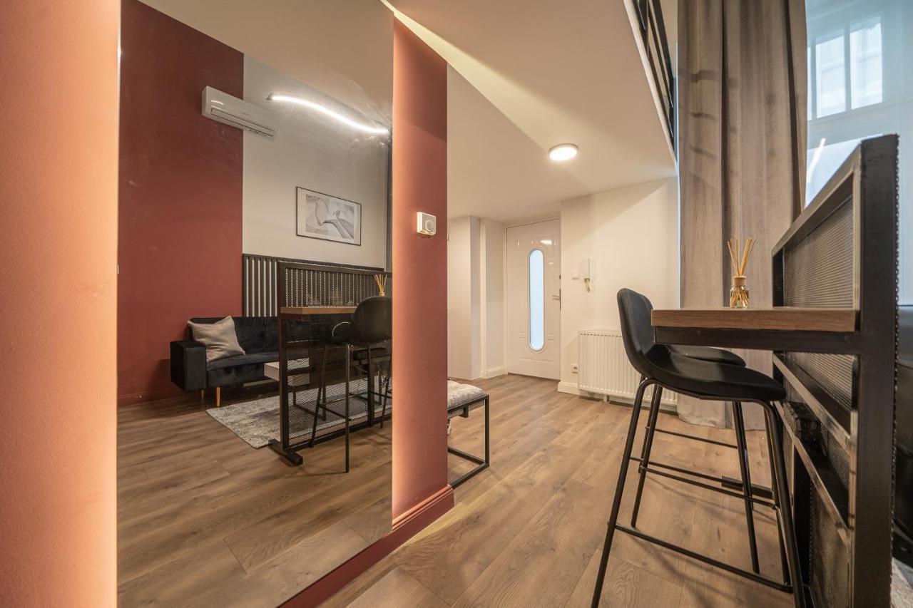 D37 - Dohany Street Urban Suite - Best Location By Bqa Boedapest Buitenkant foto